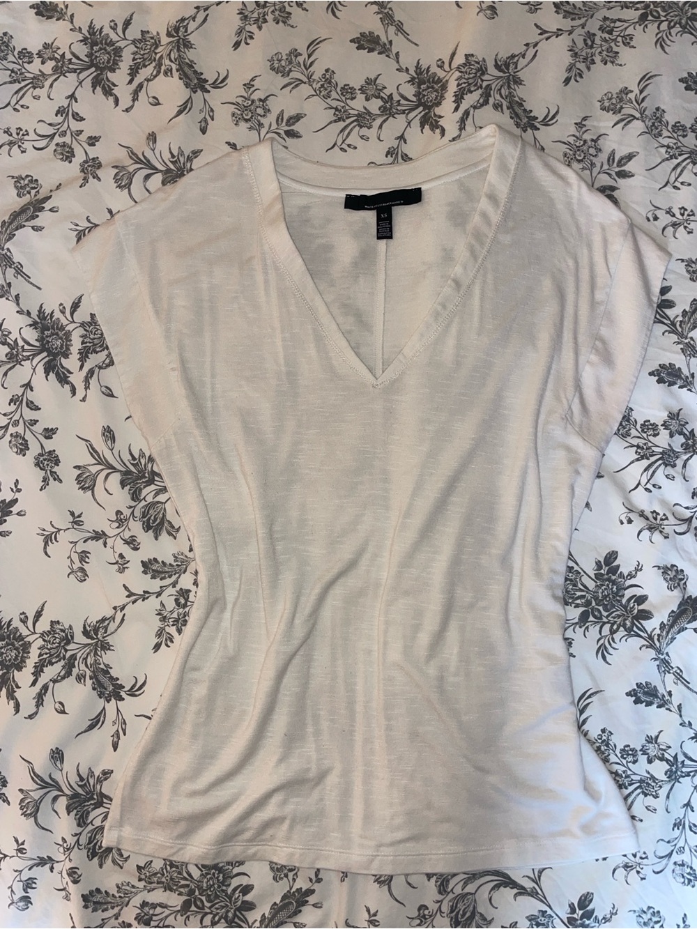 White House Black Market Cream V-Neck Womens Top